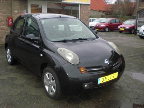 Nissan Micra - 1.2 Tekna 5DRS-STRB-ZWART-BJ 05-2003-APK 05-2020 - 1