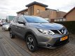 Nissan Qashqai - 1.2 TEKNA 360-CAMERA/PANORAMADAK/KEYLESS/LINE-ASSIST/NAVIGATIE/TREKHAAK - 1 - Thumbnail