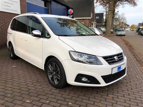 Seat Alhambra - 1.4 TSI Style Navi, Camera, Standkachel, PDC V+A, Clima, Stoelverw. , Trekhaak - 1