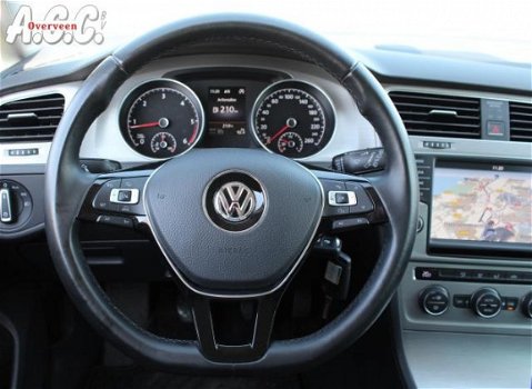 Volkswagen Golf - 1.6 TDi Xenon Park Assist ECC Navi - 1