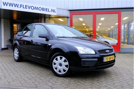 Ford Focus - 1.6-16V Trend 5-drs -50.570km - 1