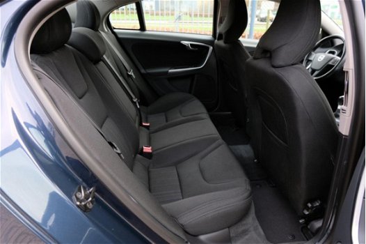 Volvo S60 - 1.6 T3 Kinetic - 1