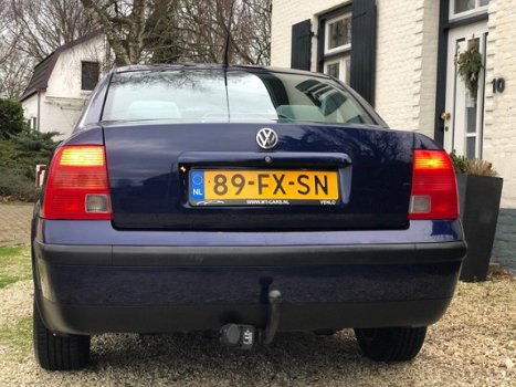 Volkswagen Passat - 1.8-5V Clima/Elek-ramen/Zeer nette auto - 1