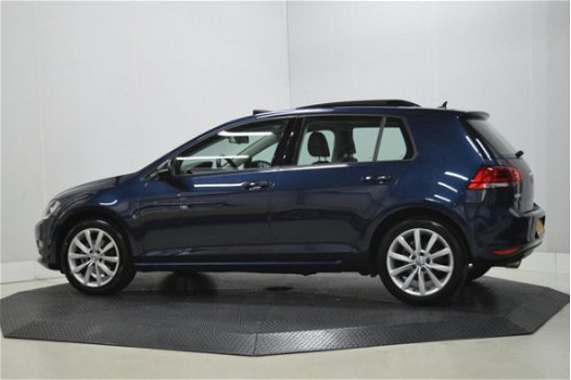 Volkswagen Golf - 1.6 TDI Business Edition Navi, Clima, Cruise, Camera Schuif/kantel dak, Mooie auto - 1