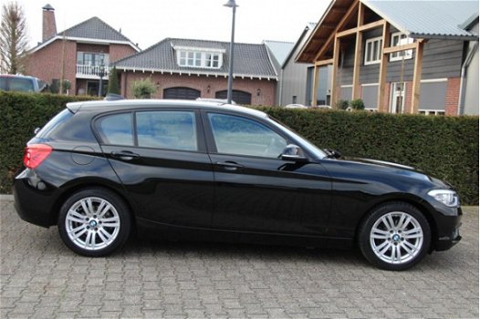 BMW 1-serie - 118i Corporate Lease Executive Aut Navi LED ECC PDC Cruise Sportstoelen M-LMV Zeer net - 1
