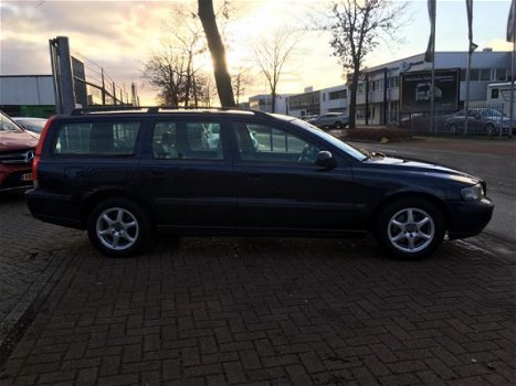 Volvo V70 - 2.4 - 1