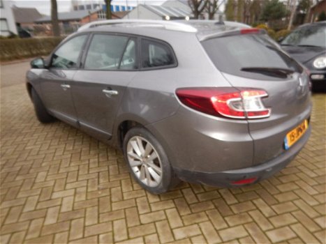 Renault Mégane Estate - 1.6 Dynamique NAVI, PDC, XENON, N.A.P.168.752KM - 1