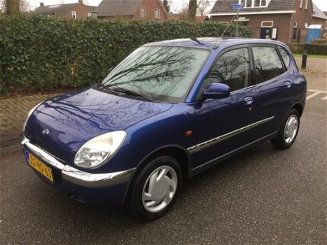 Daihatsu Sirion - 1.0-12V RTi 5 deurs met stuurbekrachtiging - 1