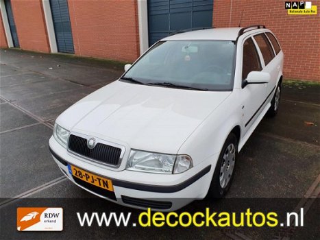 Skoda Octavia Combi - 1.6 Comfort AUTOMAAT Clima - 1