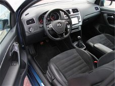 Volkswagen Polo - 1.4 TDI 105PK Sportline ACC / NAVI / LED / PANO DAK / LEDER