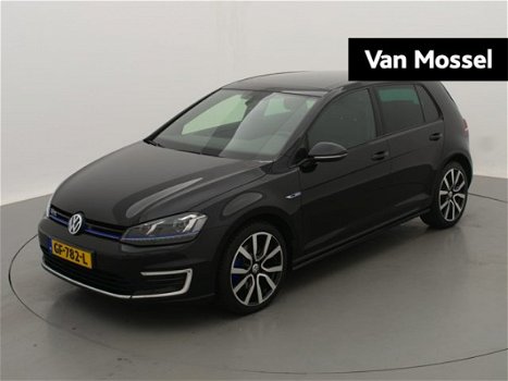 Volkswagen Golf - GTE 1.4 TSI 204PK - 1