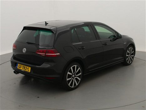 Volkswagen Golf - GTE 1.4 TSI 204PK - 1