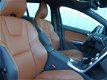 Volvo V60 - 2.4 D6 221pk Sport-Leer Sunroof Alum-spoilers Nav Xen/Led Twin Engine Summum *Prijs ex B - 1 - Thumbnail