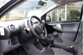 Toyota Aygo - 1.0 12v Navigator (NAV./Airco/5drs./1ste eig.) - 1 - Thumbnail