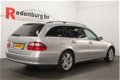 Mercedes-Benz E-klasse Combi - 200 K. NAVI / PDC / CRUISE / AUTOMAAT - 1 - Thumbnail