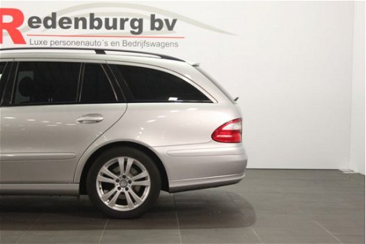 Mercedes-Benz E-klasse Combi - 200 K. NAVI / PDC / CRUISE / AUTOMAAT - 1