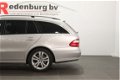 Mercedes-Benz E-klasse Combi - 200 K. NAVI / PDC / CRUISE / AUTOMAAT - 1 - Thumbnail