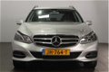 Mercedes-Benz E-klasse Combi - 200 K. NAVI / PDC / CRUISE / AUTOMAAT - 1 - Thumbnail