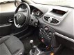 Renault Clio - 1.2 16v Collection Airco, Cruise, 15'' Lichtm. velg - 1 - Thumbnail