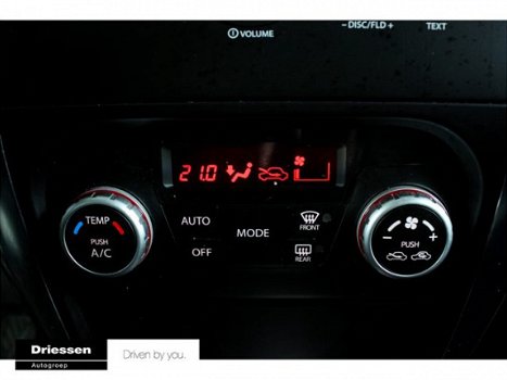 Suzuki SX4 - 1.6 Exclusive (Trekhaak - Airco - Centrale deurvergrendeling) - 1