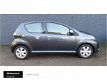 Toyota Aygo - 1.0 VVT-i Dynamic Blue (Automaat - Airconditioning) - 1 - Thumbnail