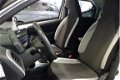 Toyota Aygo - 1.0 VVT-i 70PK x-play Airco Radio-USB PDC Camera BlueTooth Cruise - 1 - Thumbnail