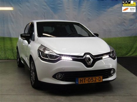 Renault Clio - 1.5 dCi ECO Night&Day NAVI LMV LED - 1