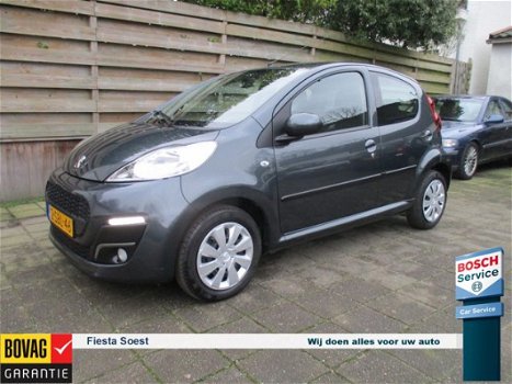 Peugeot 107 - 1.0 Active met Led/Airco - 1