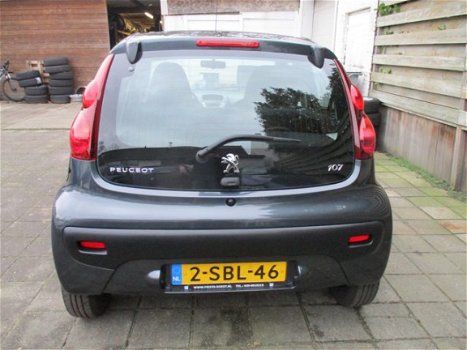 Peugeot 107 - 1.0 Active met Led/Airco - 1