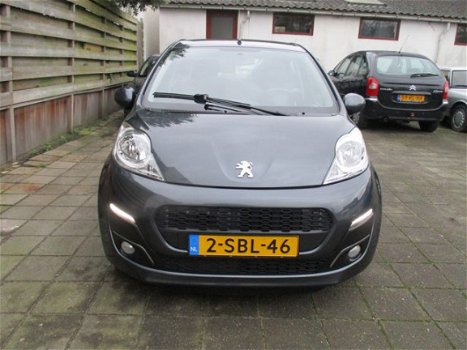 Peugeot 107 - 1.0 Active met Led/Airco - 1