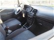 Opel Zafira - 1.6-16V Elegance, 7P , AIRCO, € 1.450, = - 1 - Thumbnail