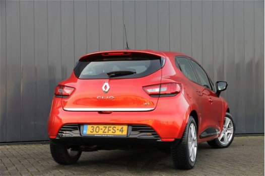 Renault Clio - 1.5 dCi Dynamique 5 DEURS / AIRCO / NAVI / NIEUW MODEL - 1