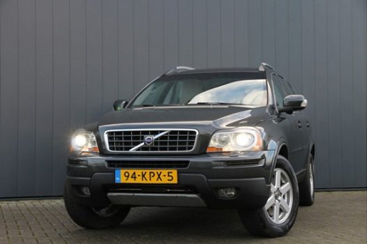 Volvo XC90 - 2.4 D5 Summum AUTOMAAT / NAVI / LEDER - 1