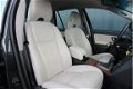 Volvo XC90 - 2.4 D5 Summum AUTOMAAT / NAVI / LEDER - 1 - Thumbnail