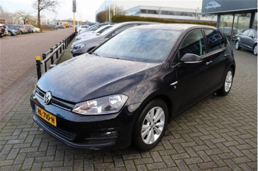 Volkswagen Golf - 1.0 TSI Business Edition Connected 50 procent deal 6.475, - ACTIE DSG / DAB+ / Cam - 1