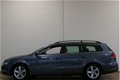 Volkswagen Passat Variant - BWJ 2014 1.6 TDI 105 PK BlueMotion Executive Edition NAVIGATIE / CLIMA / - 1 - Thumbnail