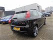 Fiat Grande Punto - 1.4-16V Sportsound Plus Airco. Elek. Pakket. 17'' LM. APK 03-2021 - 1 - Thumbnail