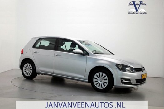 Volkswagen Golf - 1.6 TDI Trendline Navigatie DAB+ Airco Elektrische ramen - 1