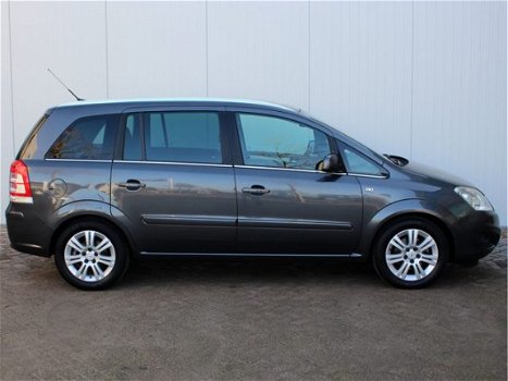 Opel Zafira - 1.8 7P Cosmo Executive Clima Navi Trekhaak - 1