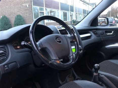 Kia Sportage - 2.0 CVVT Executive 2005 Trekhaak Cruise control Keurig onderhouden auto NAP - 1