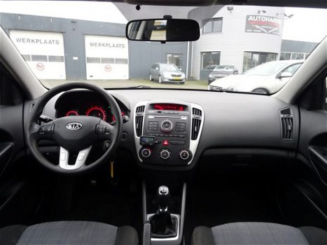 Kia Cee'd - 1.6 CRDi X-tra - 1