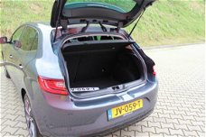 Renault Mégane - dCi 110 EDC Bose - Automaat - Wegklapbare trekhaak - Lederen bekleding