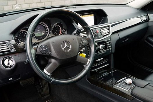 Mercedes-Benz E-klasse - 350 CGI Avantgarde Navigatie Leder Interieur Schuifdak Trekhaak - 1