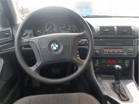 BMW 5-serie - 525tds Executive zeer netjes weinig km - 1