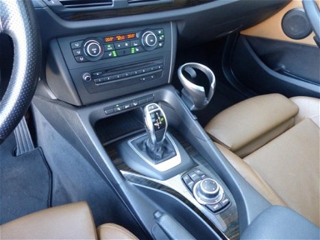 BMW X1 - 2.8i x-Drive M-pakket Panodak Leer Harman kardon - 1