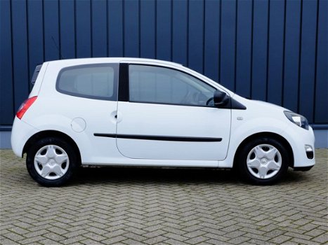 Renault Twingo - 1.2 16V 75 Collection Airco, Bluetooth en USB - 1