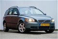 Volvo V50 - 2.0D Summum 2004 Youngtimer dealer onderhouden - 1 - Thumbnail