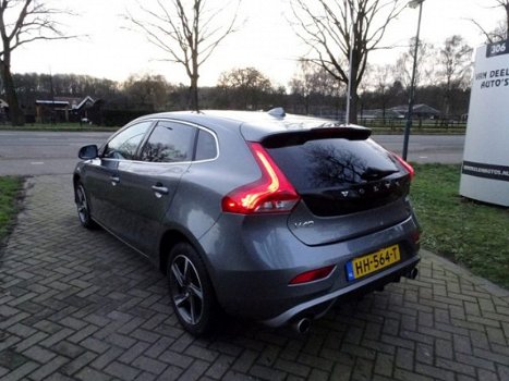 Volvo V40 - 2.0 D2 R-Design Business Pack Connect Navigatie - 1