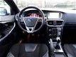 Volvo V40 - 2.0 D2 R-Design Business Pack Connect Navigatie - 1 - Thumbnail