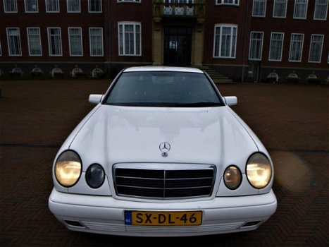 Mercedes-Benz E-klasse - Limousine REMETZ 8 PERS 1998 TOPST - 1